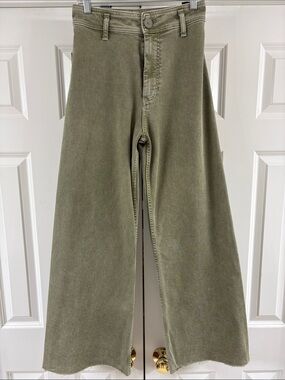 Zara The Marine Straight Jeans. Green Color. Sz 36/4. Great Condition!!